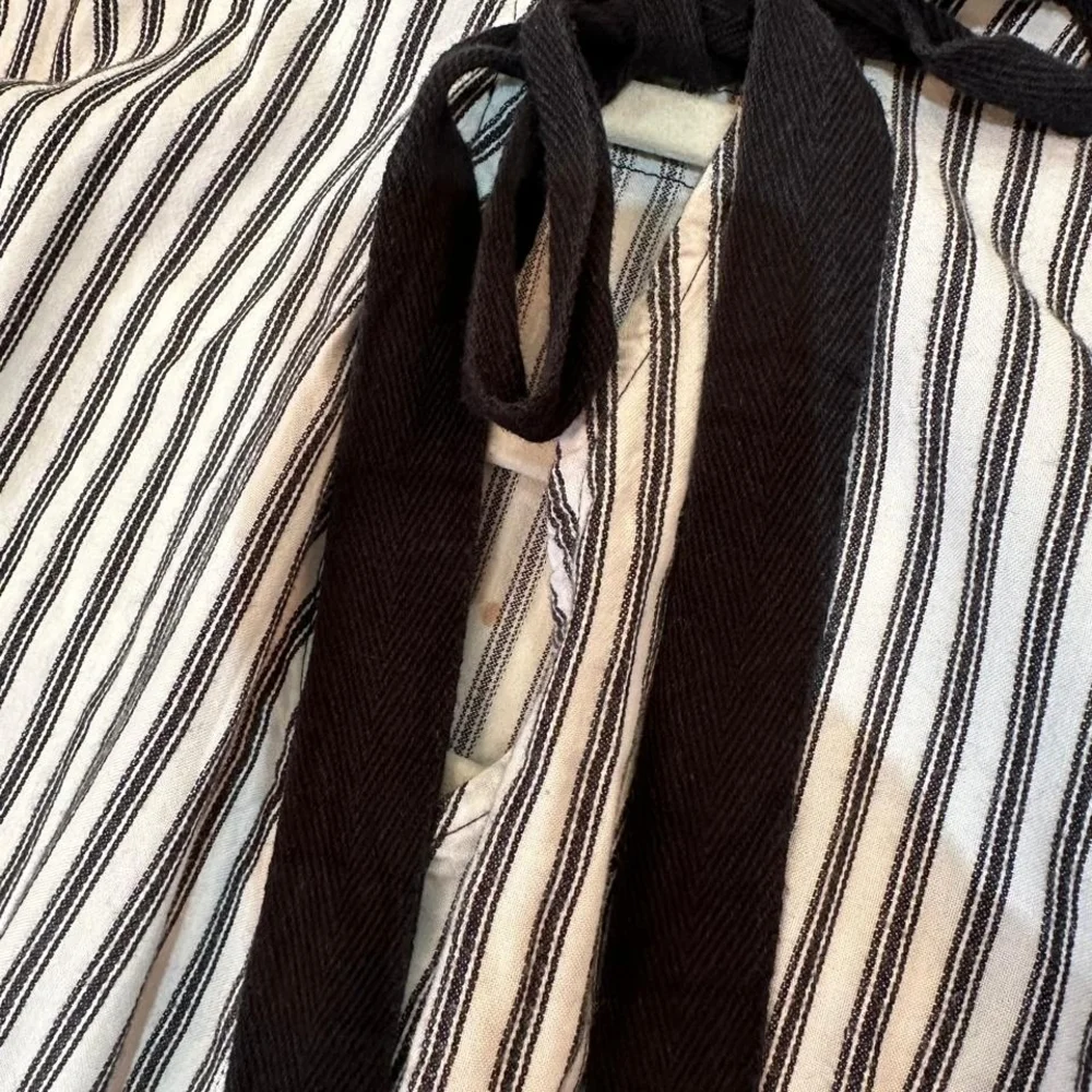 Blouse Striped Black and White Lace-Trim Women's Blouse - Picture 2 of 6